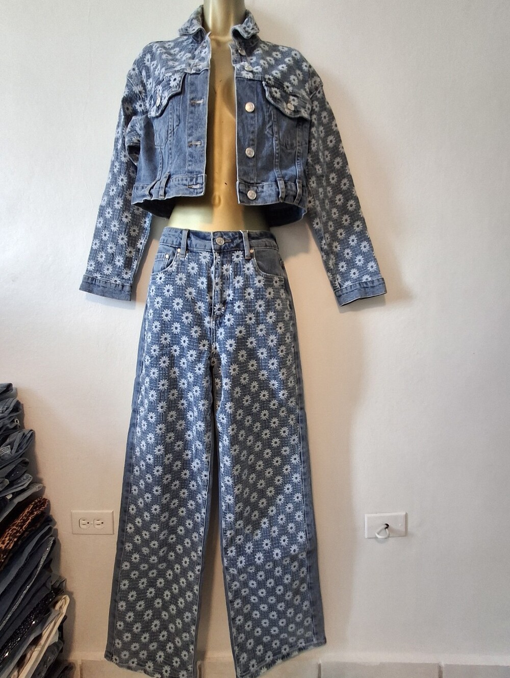 Daisy Print Two-Piece Denim Set - Blue